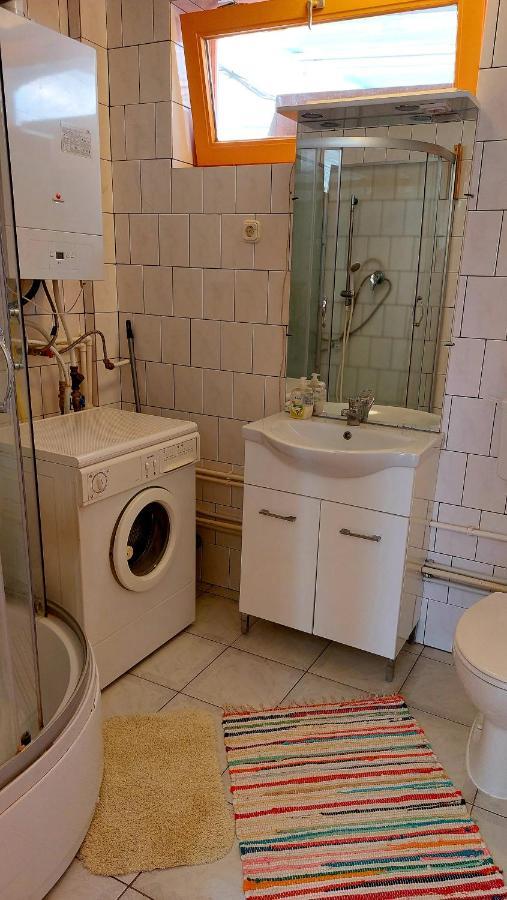 Mandula Apartman Szegedin Exterior foto